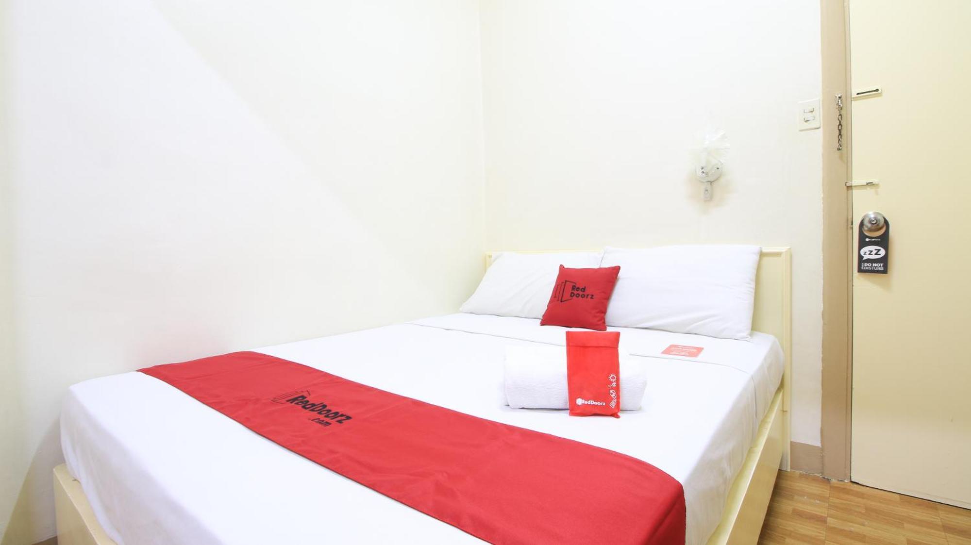 Hotel Reddoorz @ Chinatown Binondo