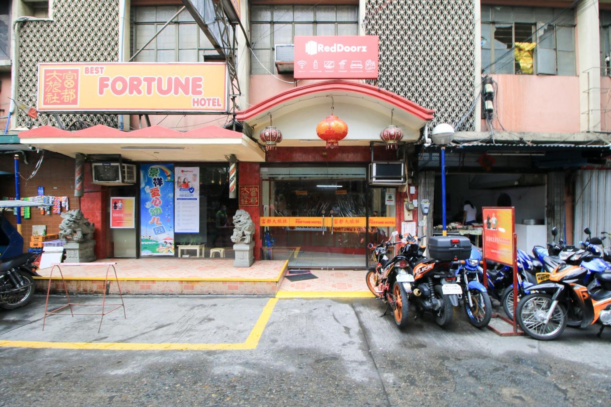 Hotel Reddoorz @ Chinatown Binondo Manila